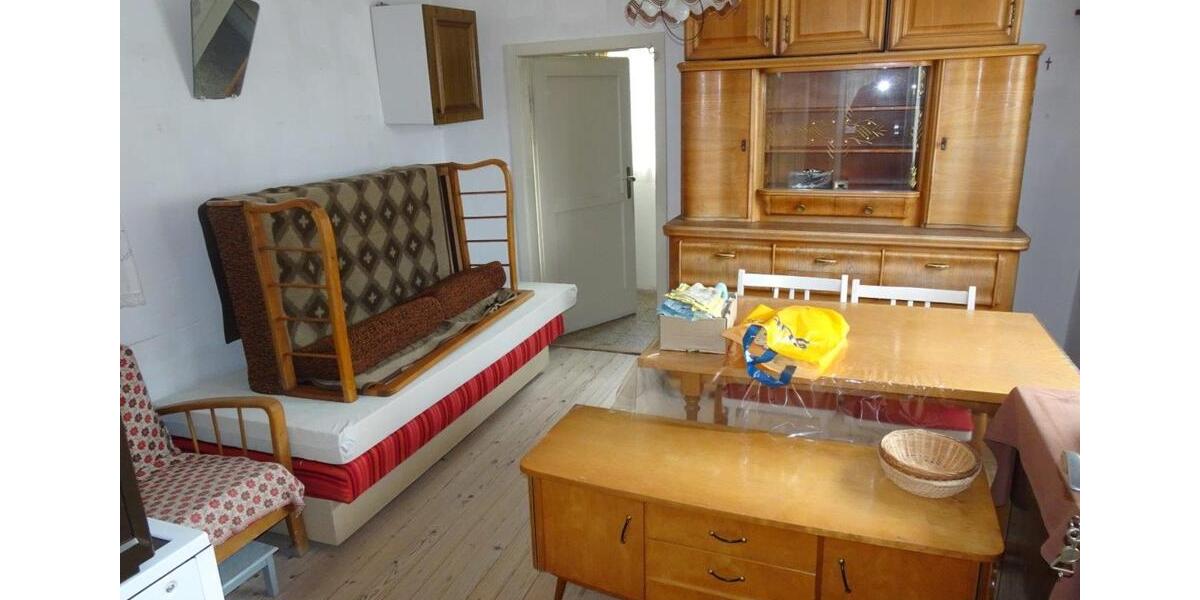 Mehrfamilienhaus, Wohnhaus Dingolfing - 12 Zimmer, 260 m&sup2;, 1.500&euro; | Angebot:24877228