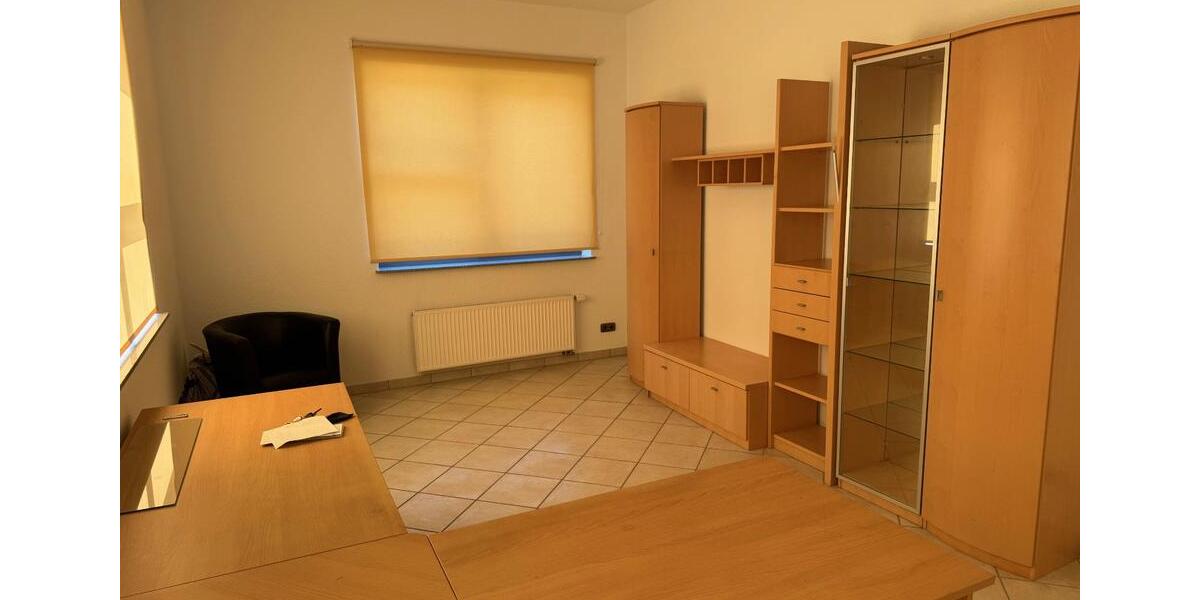 Etagenwohnung Netphen - 2 Zimmer, 76 m&sup2;, 700&euro; | Angebot:26323645