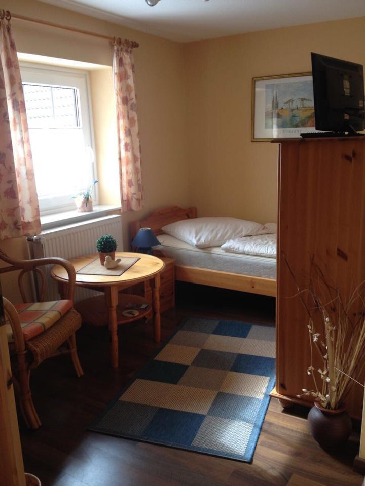 ZimmerApartment möbliert