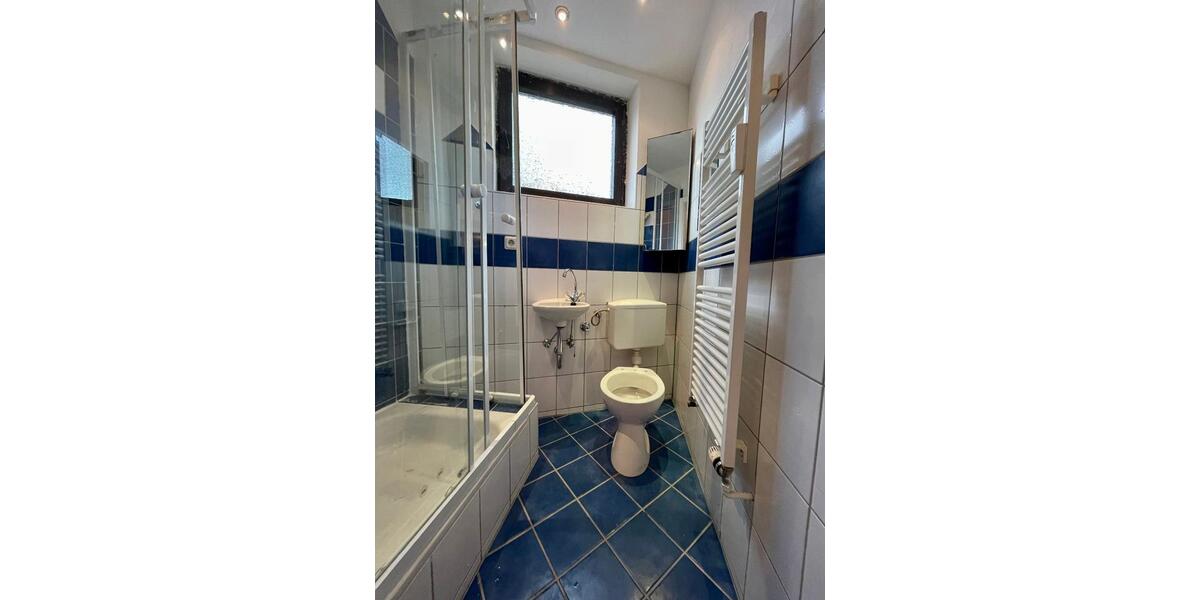 Reihenhaus, 3 Zi., Terrasse, Balkon, Gartennutzung, frei 3 zimmer