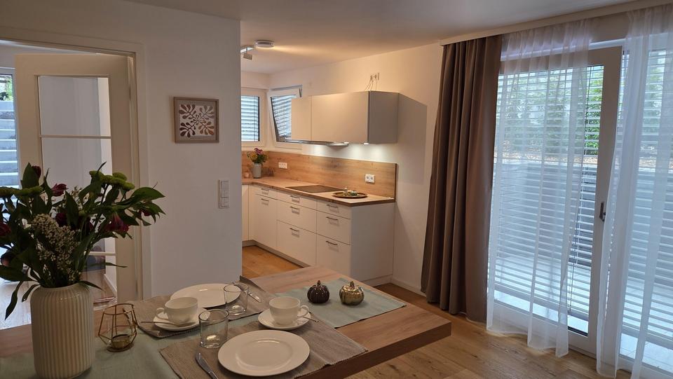 Modernes Studio (möbliert) - Exklusives Wohnen in ruhiger Waldrandlage von Bensberg 2 zimmer