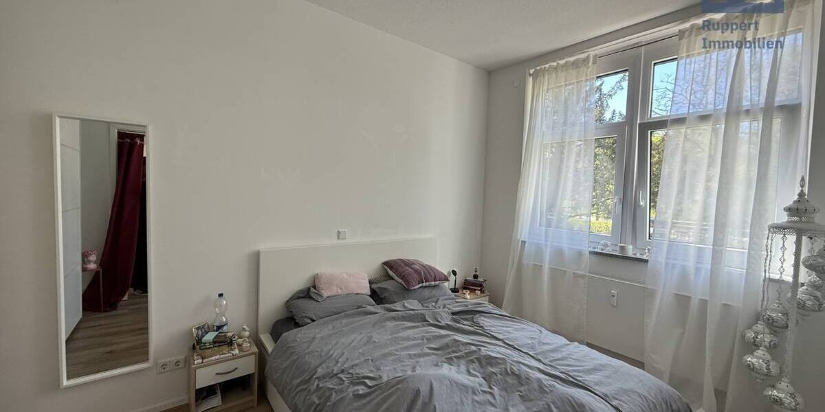 Etagenwohnung Würzburg Altstadt - 3 Zimmer, 102 m&sup2;, 1.000&euro; | Angebot:26092336