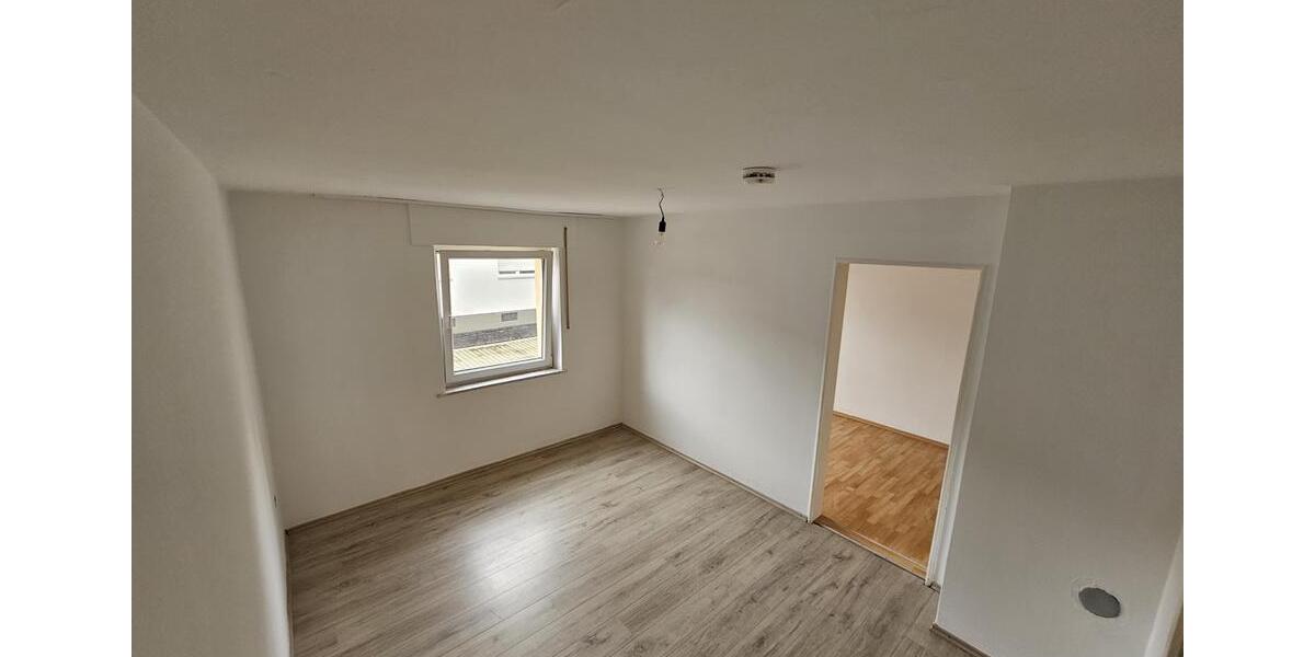 Etagenwohnung Friedberg - 3.5 Zimmer, 66 m&sup2;, 1.100&euro; | Angebot:25286824