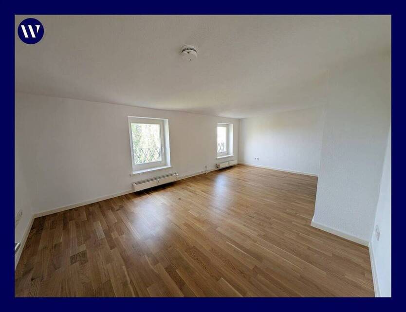 ... in grüner, zentraler Stadtlage: Bezugsfertige 3-Zimmer-Wohnung + Einbauküche + Laminat