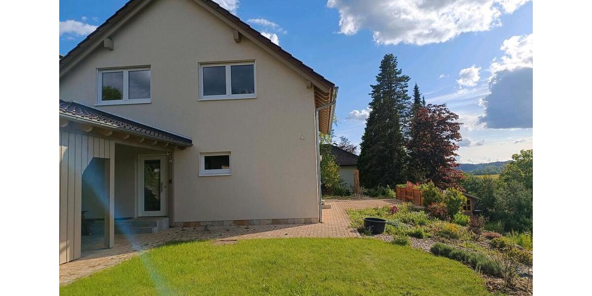Einfamilienhaus Gladenbach - 5.5 Zimmer, 150 m&sup2;, 2.100&euro; | Angebot:26591382