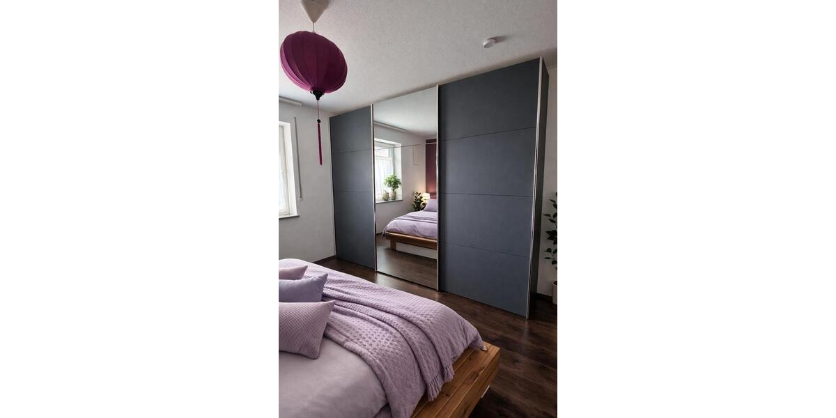 Etagenwohnung Oberhausen - 3 Zimmer, 90 m&sup2;, 1.210&euro; | Angebot:25173825