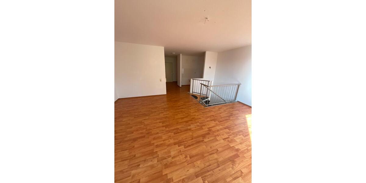 Etagenwohnung Ronnenberg - 2 Zimmer, 87 m&sup2;, 789&euro; | Angebot:26681569