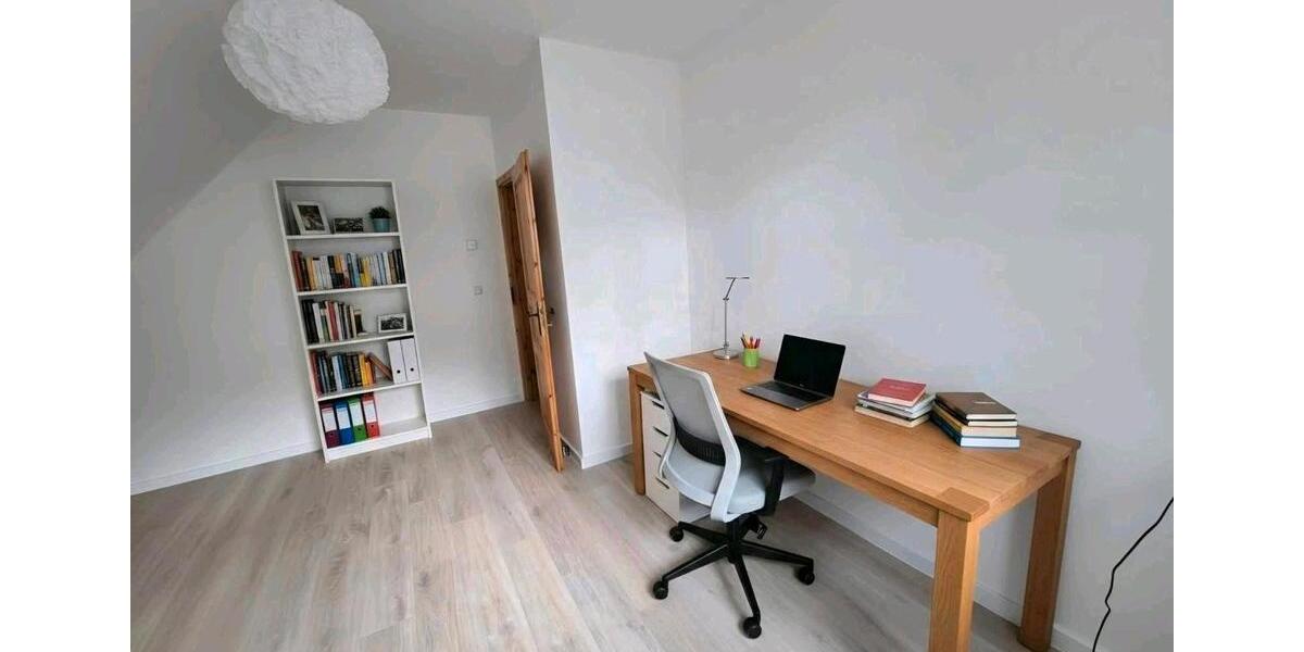 Einfamilienhaus Berlin Treptow-Köpenick - 4.5 Zimmer, 135 m&sup2;, 3.000&euro; | Angebot:26702840