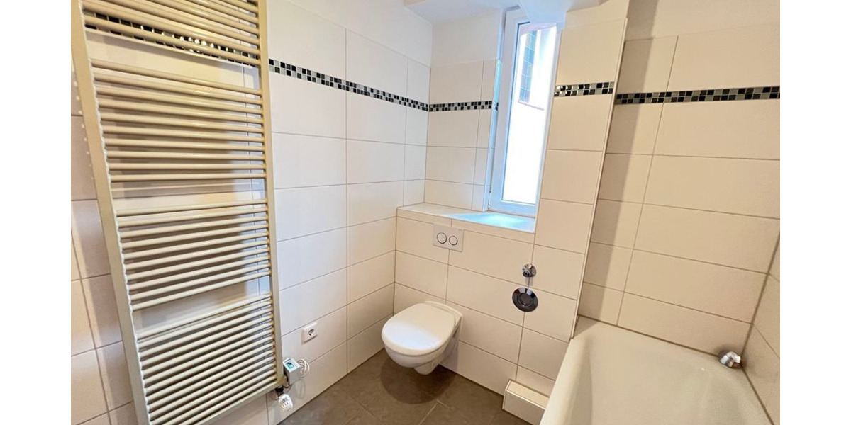 Etagenwohnung Nürnberg Rosenau - 4 Zimmer, 92 m&sup2;, 1.000&euro; | Angebot:23940810