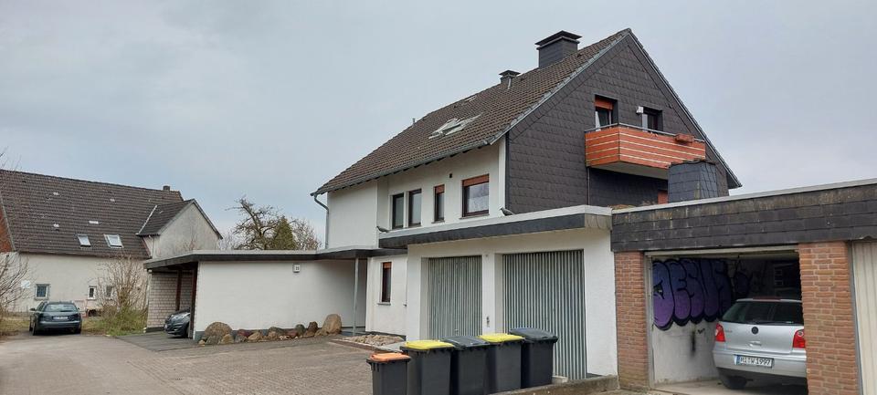 Erdgeschoßwohnung Bielefeld Heepen - 5 Zimmer, 147 m&sup2;, 1.450&euro; | Angebot:24853240