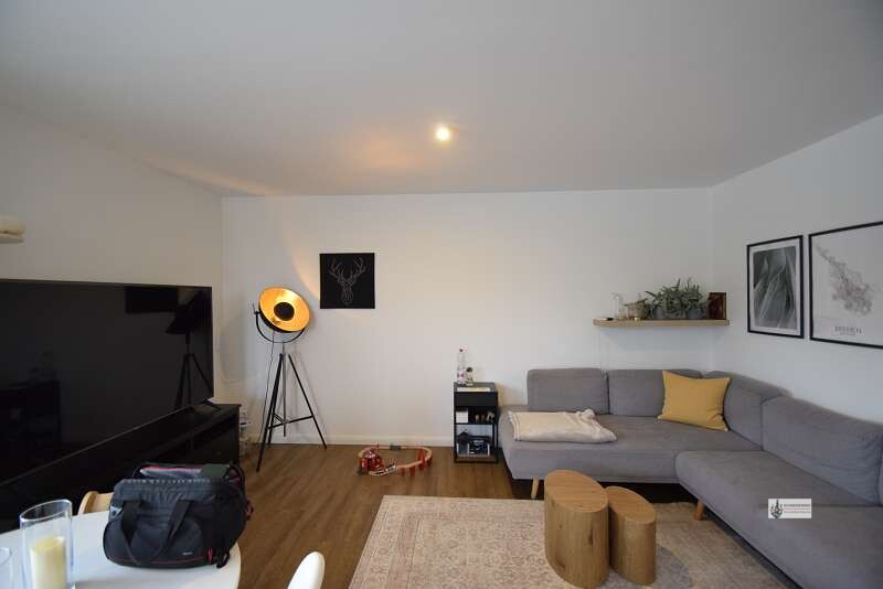 Neu ab 1.7.26 für 2 Personen 2-Zimmer-OG-Wohnung KfW 40+ Bauweise + Aufzug + Balkon + Carport - Etagenwohnung Weyhe | Angebot:25080176