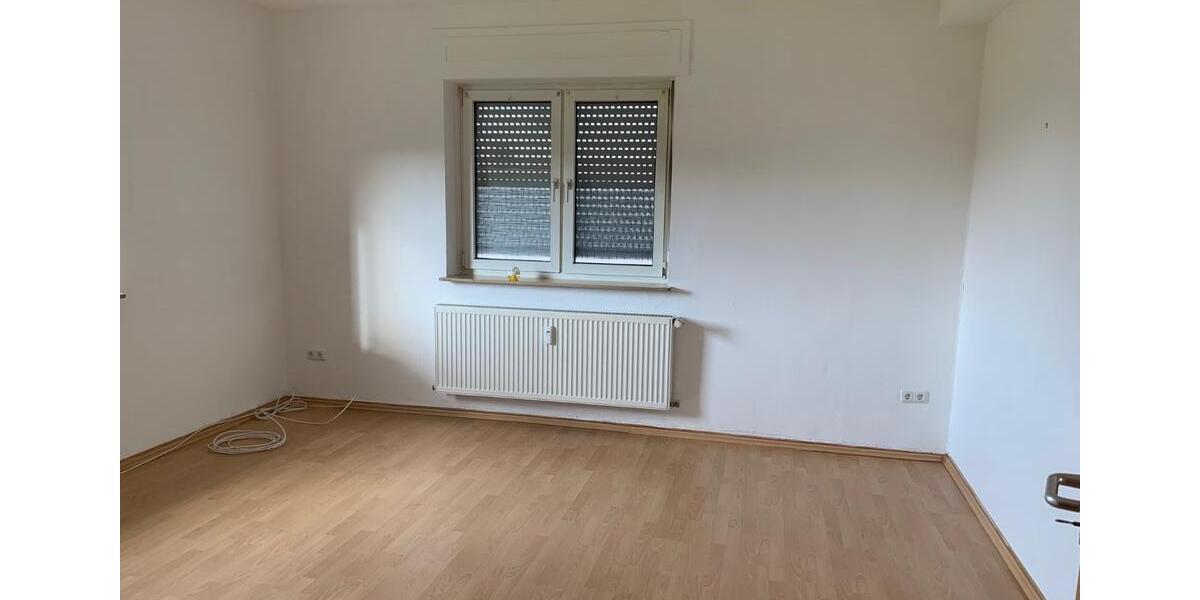 Erdgeschoßwohnung Elsenfeld - 3 Zimmer, 96 m&sup2;, 690&euro; | Angebot:24813564