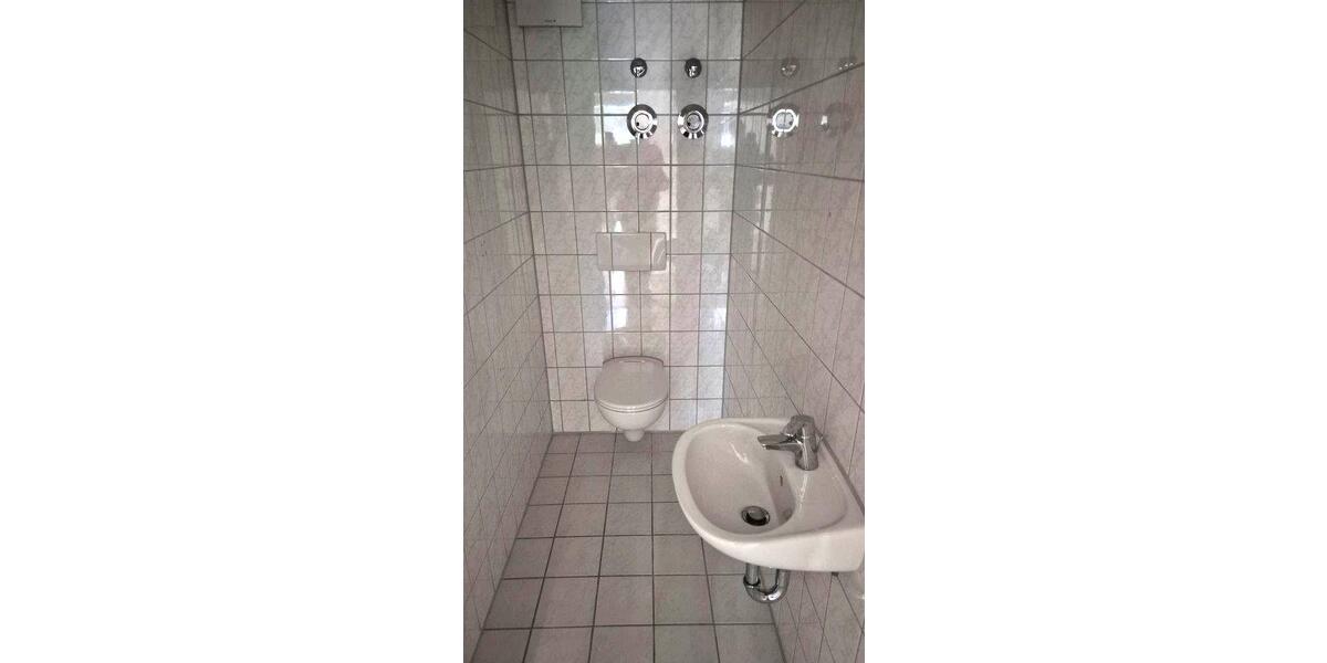 Etagenwohnung Schleiz - 3 Zimmer, 68 m&sup2;, 480&euro; | Angebot:24873727