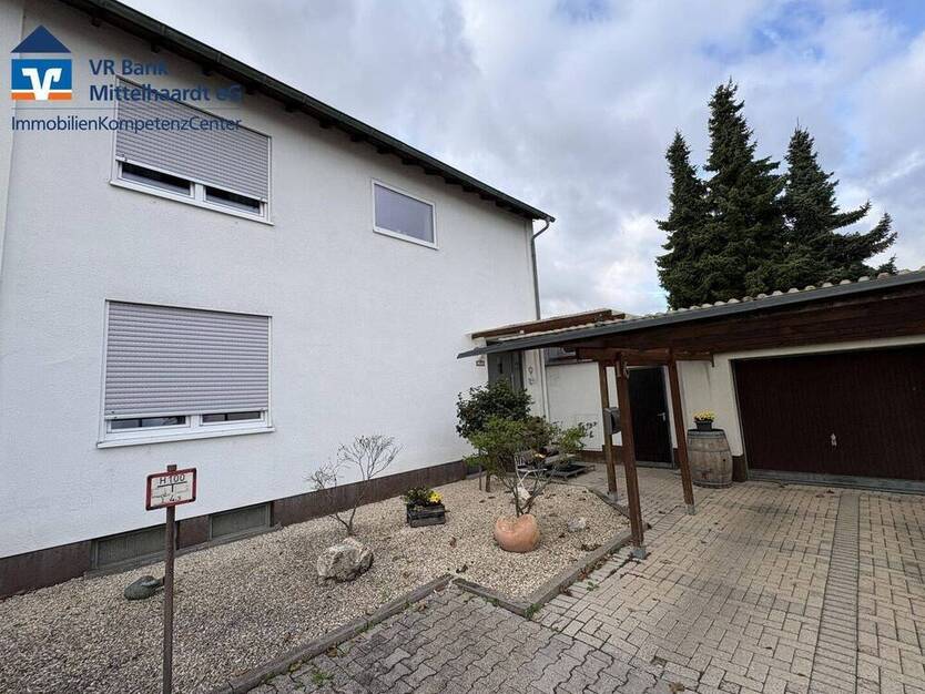 Modernisierte Doppelhaushälfte in ruhiger Lage von Ruppertsberg!