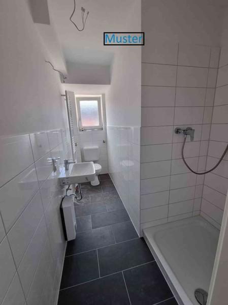 1-Zimmer-Wohnung mit Aufzug und neuem Duschbad direkt an der Oper zimmer