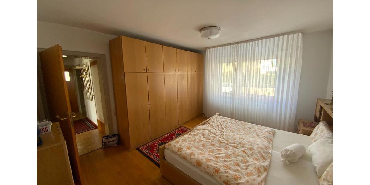 Einfamilienhaus Petersberg - 10 Zimmer, 150 m&sup2;, 1.400&euro; | Angebot:25046799