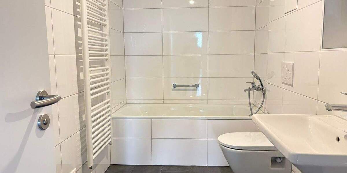 Etagenwohnung Dornstadt - 4 Zimmer, 101 m&sup2;, 1.500&euro; | Angebot:25708953