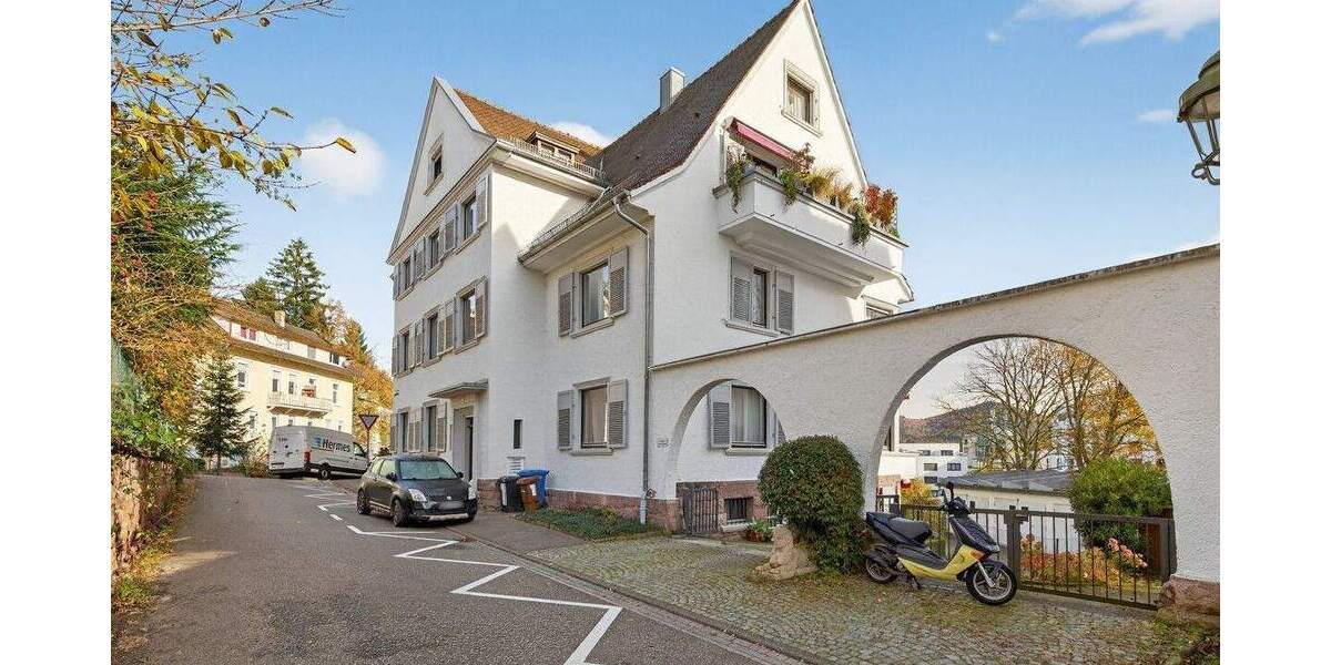 Etagenwohnung Baden-Baden Innenstadt - 4 Zimmer, 115 m&sup2;, 1.280&euro; | Angebot:24860413