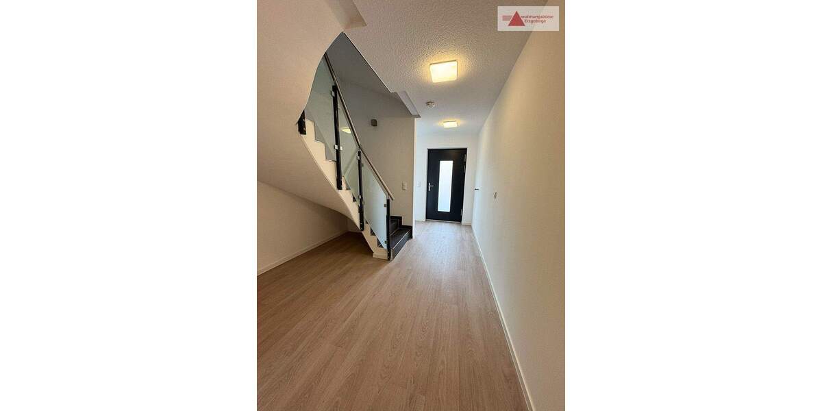Reihenendhaus Raschau-Markersbach Raschau - 5 Zimmer, 160 m&sup2;, 1.400&euro; | Angebot:24486312