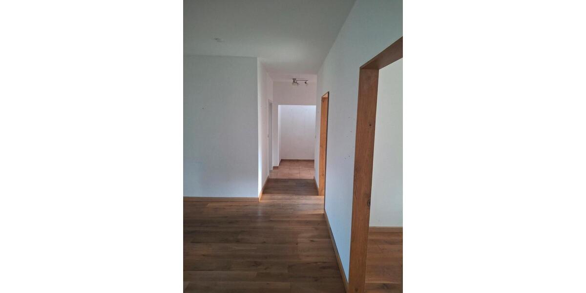 Einfamilienhaus Flintbek - 2 Zimmer, 90 m&sup2;, 1.650&euro; | Angebot:26512487