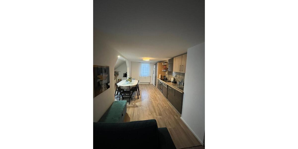 Dachgeschoßwohnung Bad Berneck im Fichtelgebirge - 3 Zimmer, 50 m&sup2;, 750&euro; | Angebot:25875085