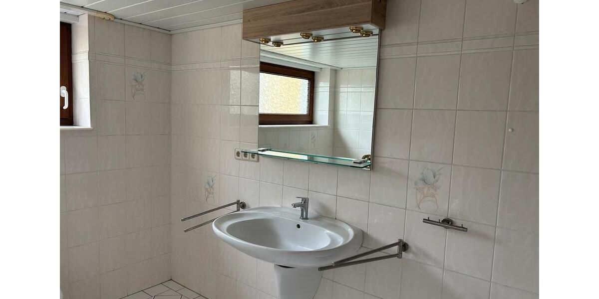 Erdgeschoßwohnung Bielefeld Mitte - 2 Zimmer, 70 m&sup2;, 770&euro; | Angebot:25637290