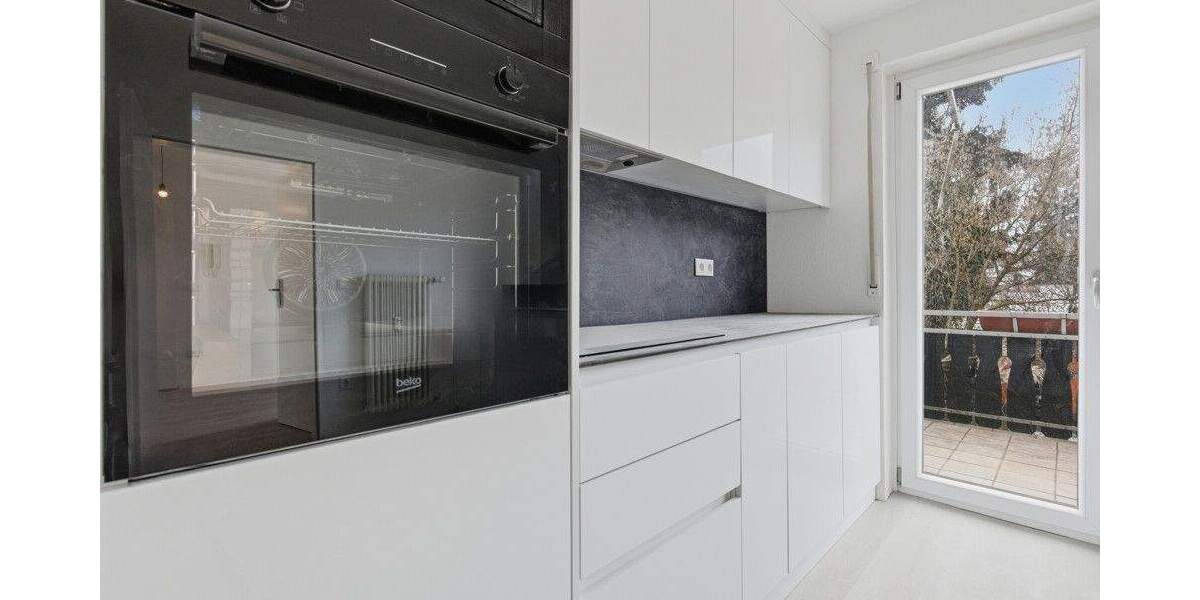 Wohnen zum Wohlfühlen - frisch sanierte 3-Zimmer-Wohnung mit Balkon & Gartenanteil 3 zimmer