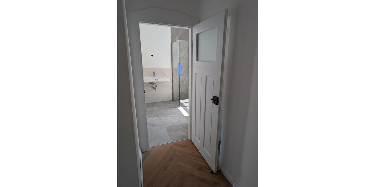 Etagenwohnung Freiberg - 5 Zimmer, 121 m&sup2;, 1.210&euro; | Angebot:26549191
