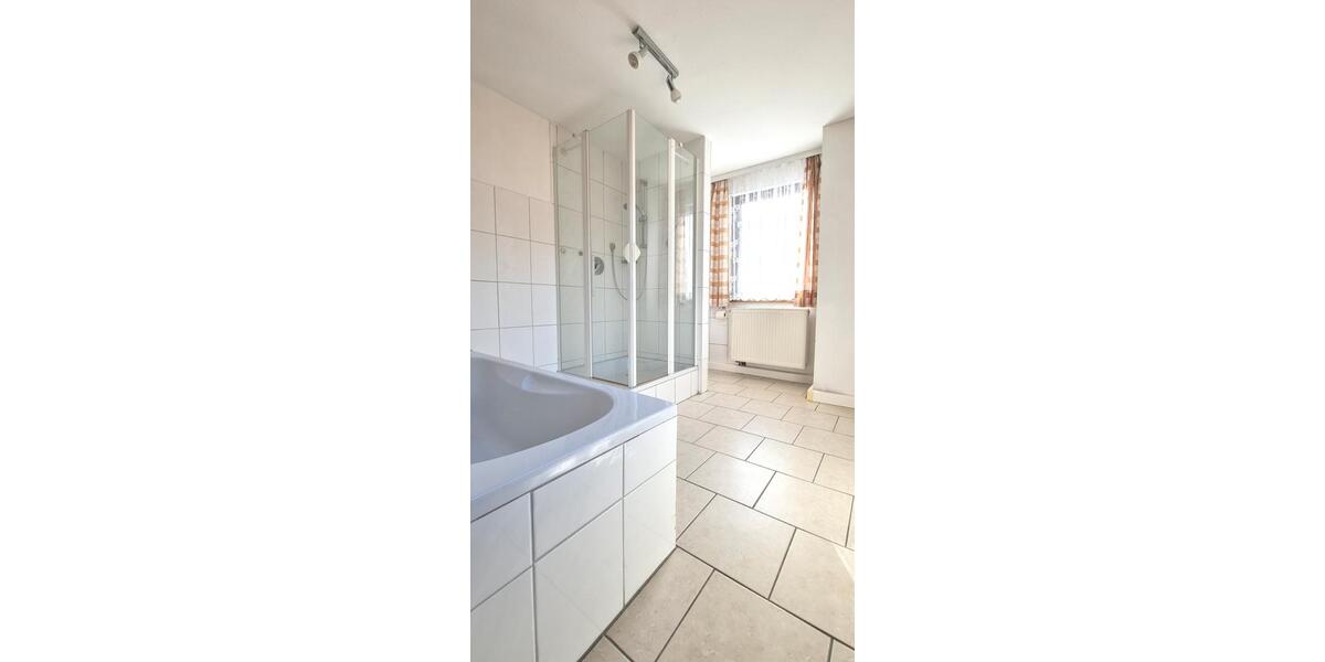 Etagenwohnung Hausach - 3 Zimmer, 101 m&sup2;, 930&euro; | Angebot:26516798