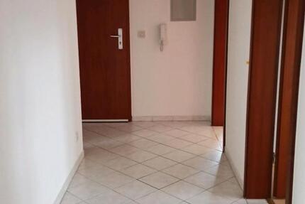 Wohnung Usingen - 4 Zimmer, 90 m&sup2;, 750&euro; | Angebot:25101908