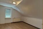 Dachgeschoßwohnung Sankt Ingbert - 3 Zimmer, 80 m&sup2;, 700&euro; | Angebot:26463375
