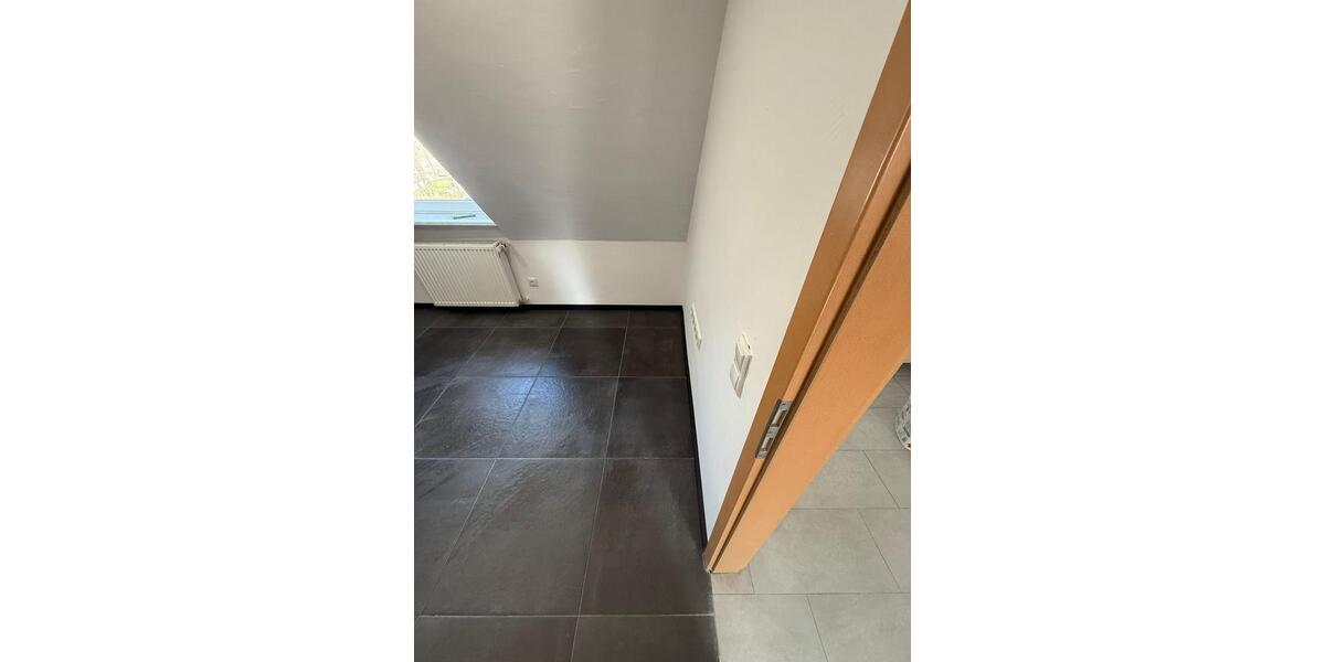 Dachgeschoßwohnung Meitingen - 3.5 Zimmer, 70 m&sup2;, 940&euro; | Angebot:25839188