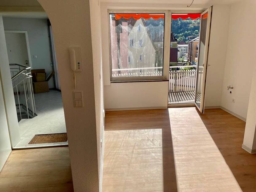 Citynahe 4-Zimmerwohnung mit Balkon!