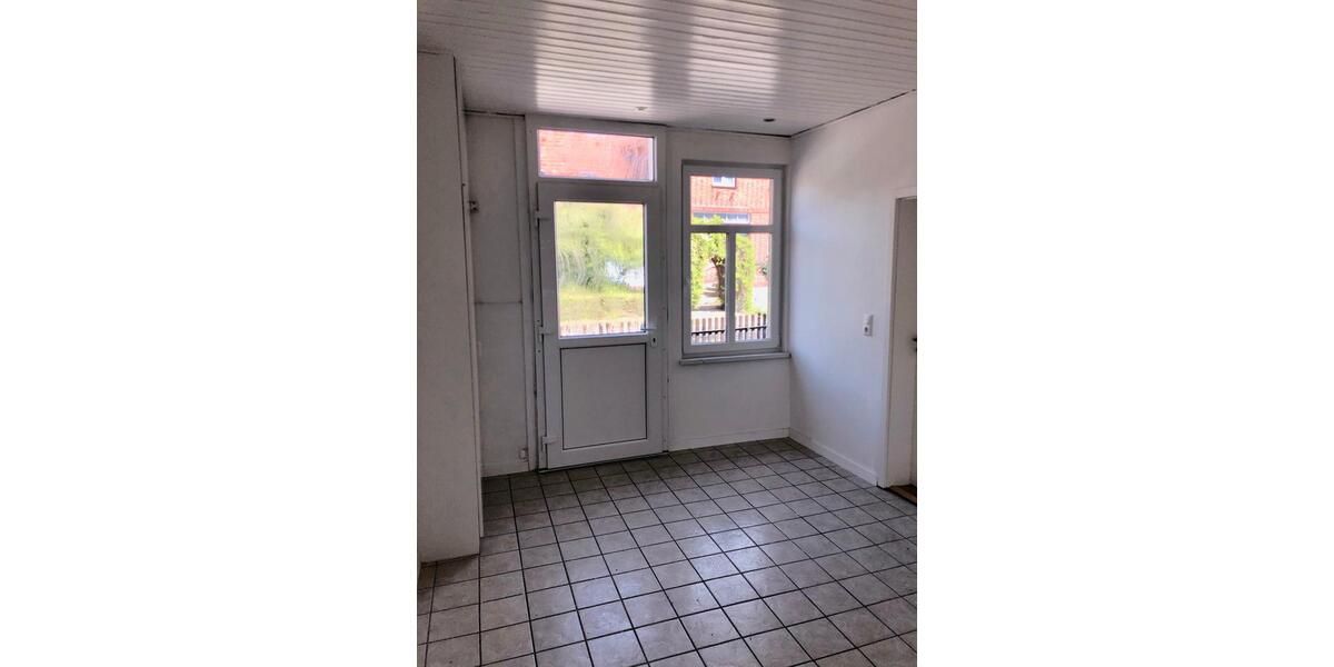 Erdgeschoßwohnung Suhlendorf - 5 Zimmer, 103 m&sup2;, 850&euro; | Angebot:26237618
