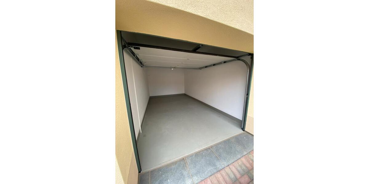 Reihenhaus Großpösna - 5 Zimmer, 129 m&sup2;, 1.580&euro; | Angebot:26543105