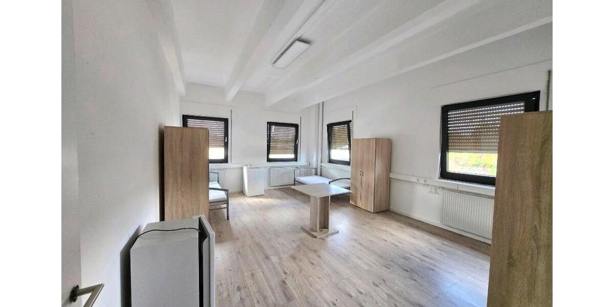 Wohnen auf Zeit Bretten - 25 Zimmer, 30 m&sup2;, 350&euro; | Angebot:25982146