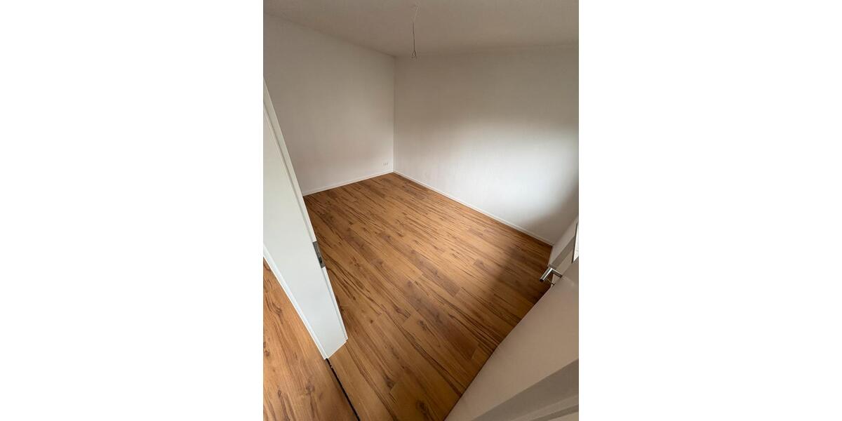 Etagenwohnung Amberg - 2 Zimmer, 68 m&sup2;, 990&euro; | Angebot:26566513