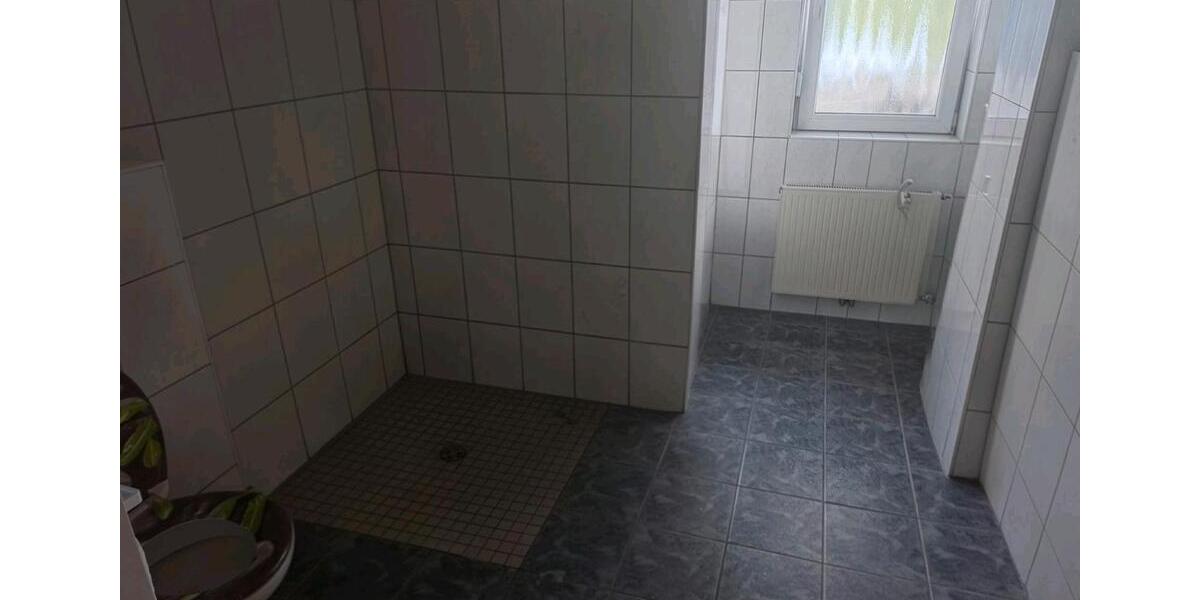 Erdgeschoßwohnung Bad Kreuznach Bad Münster am Stein-Ebernburg - 3 Zimmer, 90 m&sup2;, 1.275&euro; | Angebot:26278770