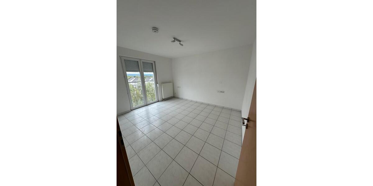 Erdgeschoßwohnung Villingen-Schwenningen Schwenningen - 5 Zimmer, 110 m&sup2;, 1.450&euro; | Angebot:25160978