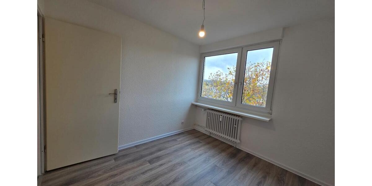 Etagenwohnung Kaiserslautern - 4 Zimmer, 68 m&sup2;, 581&euro; | Angebot:23408700