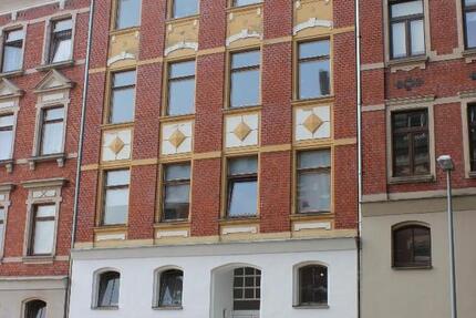 Wohnung Reichenbach im Vogtland - 4 Zimmer, 84 m&sup2;, 300&euro; | Angebot:26566347