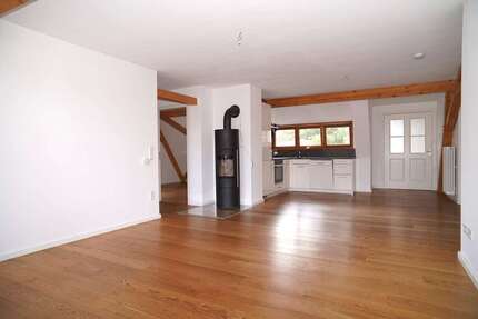 Wohnung Rochlitz - 4 Zimmer, 89 m&sup2;, 885&euro; | Angebot:26975496