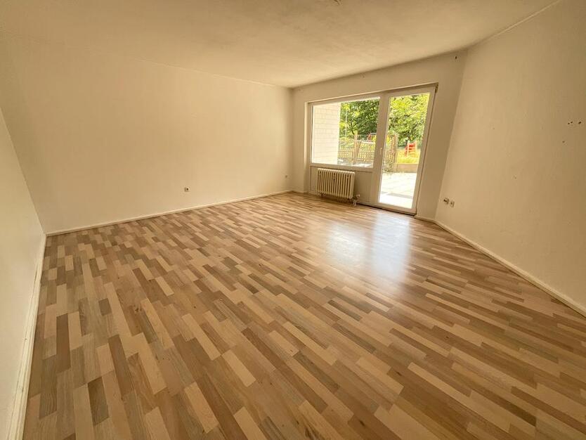 4 Zimmerwohnung mit eigenem Garten