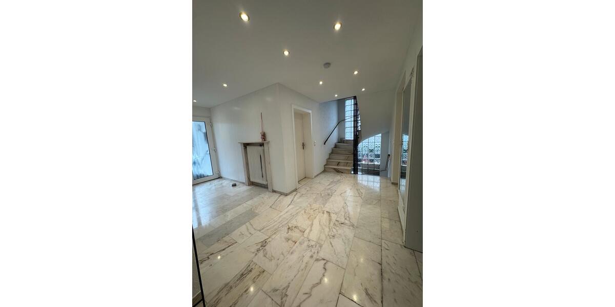 Einfamilienhaus Mayen - 6.5 Zimmer, 165 m&sup2;, 1.360&euro; | Angebot:24361846