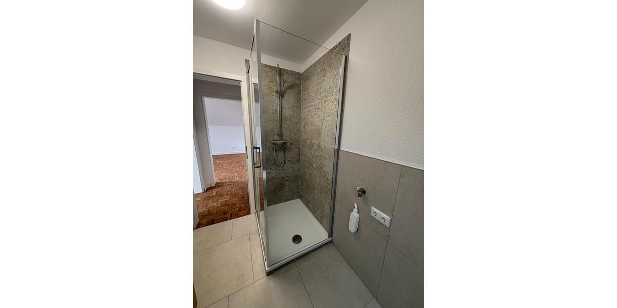 Dachgeschoßwohnung Negenborn - 3 Zimmer, 80 m&sup2;, 600&euro; | Angebot:24755674