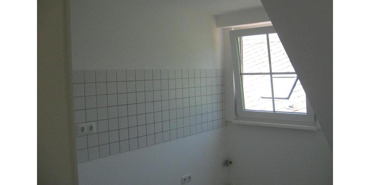 Dachgeschoßwohnung Waldrach - 3 Zimmer, 65 m&sup2;, 560&euro; | Angebot:26536469