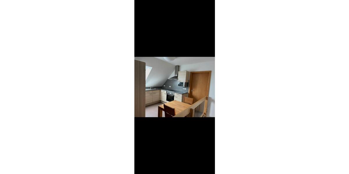 Wohnen auf Zeit Weidenbach - 5 Zimmer, 16 m&sup2;, 306&euro; | Angebot:25640842