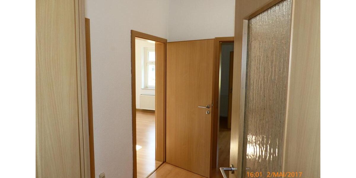 Etagenwohnung Großröhrsdorf - 2 Zimmer, 64 m&sup2;, 380&euro; | Angebot:24327005