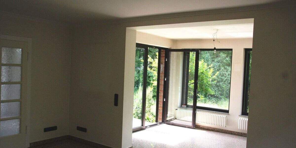 Zentral und grün gelegen in Ratingen Lintorf. Ideal für kleine Familie oder Berufspendler 5 zimmer