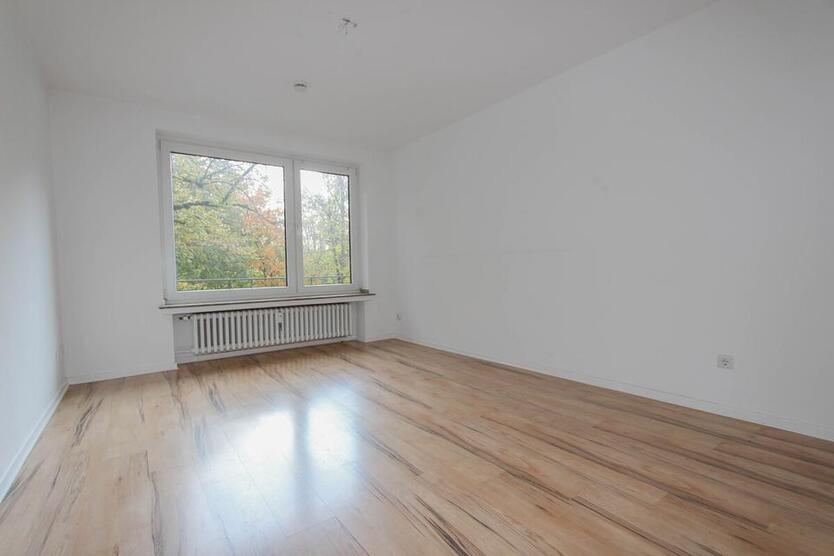 Zentral gelegene 2-Zimmer-Wohnung in Neuss zimmer